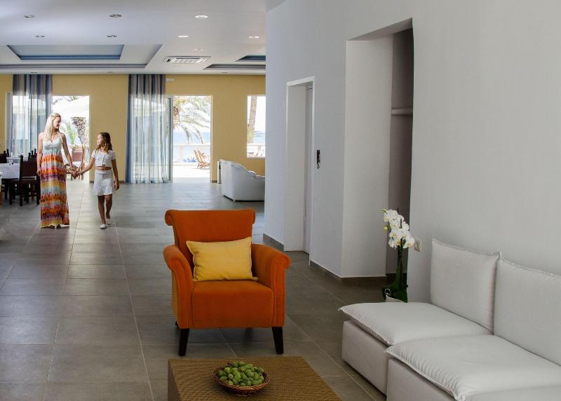 Palm Beach Hotel image