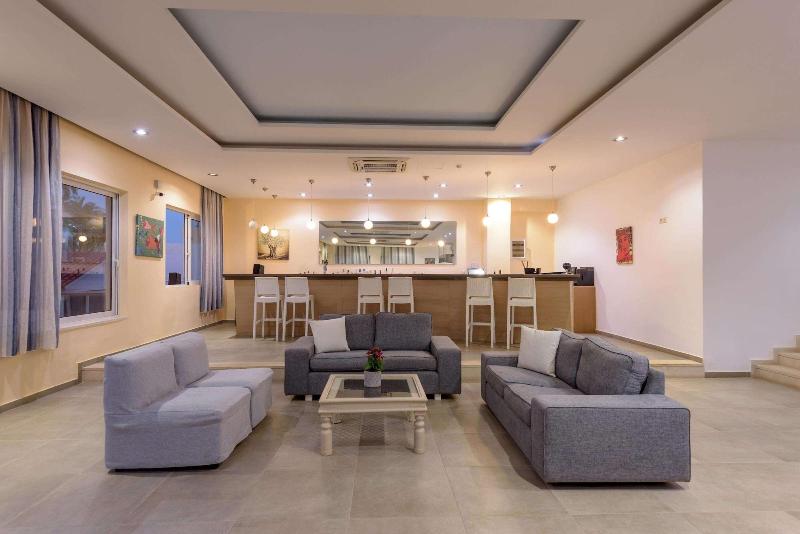 Palm Beach Hotel image