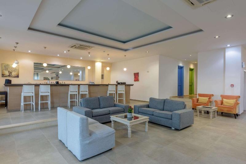 Palm Beach Hotel image