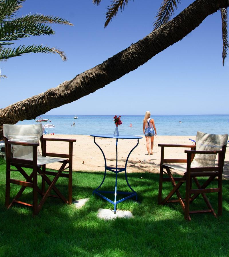 Palm Beach Hotel image