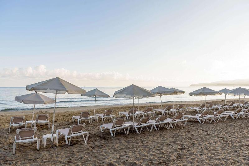 Palm Beach Hotel image
