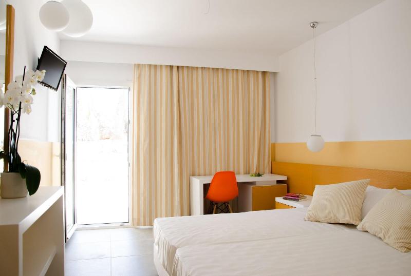 Palm Beach Hotel image