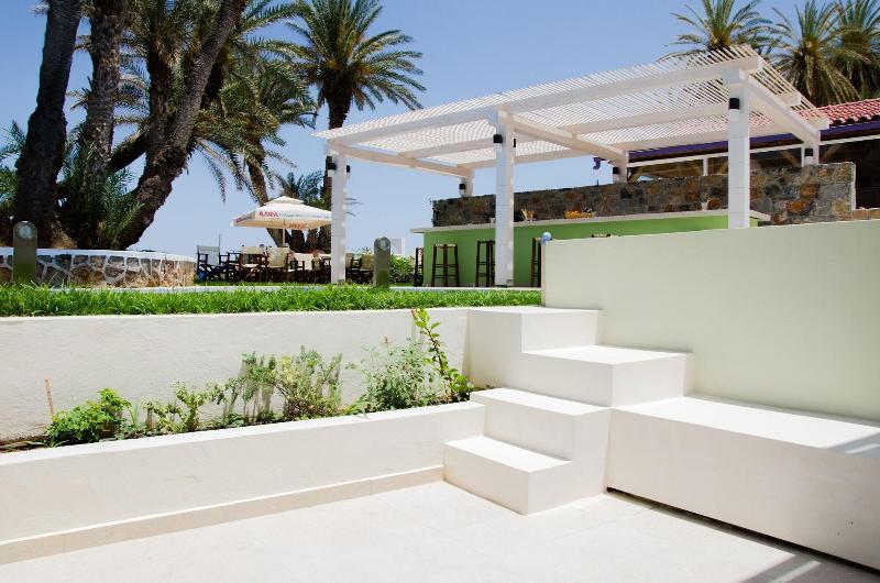 Palm Beach Hotel image