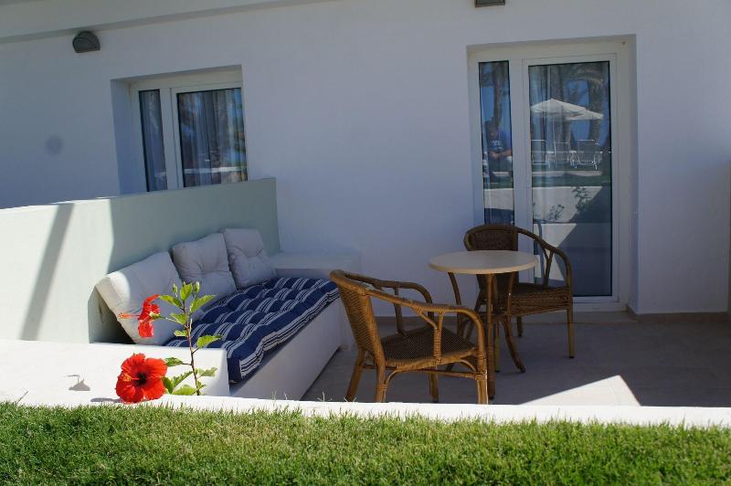 Palm Beach Hotel image