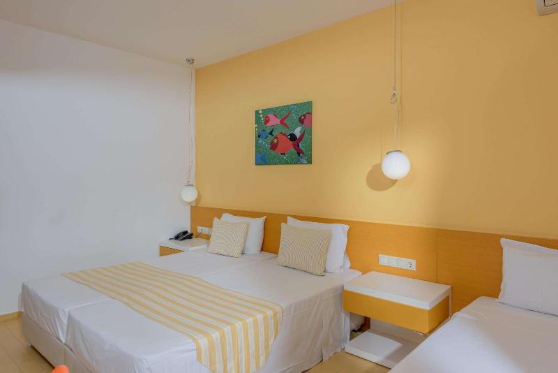 Palm Beach Hotel image