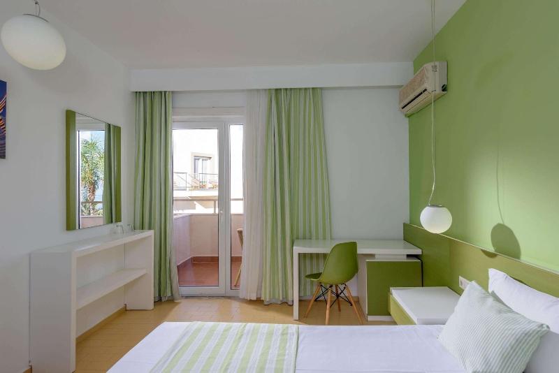 Palm Beach Hotel image