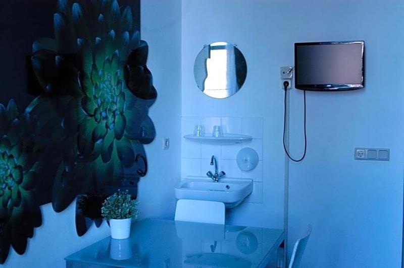 Rembrandt Square Hotel image