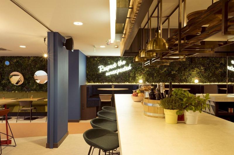 Qbic Brussels Hotel image