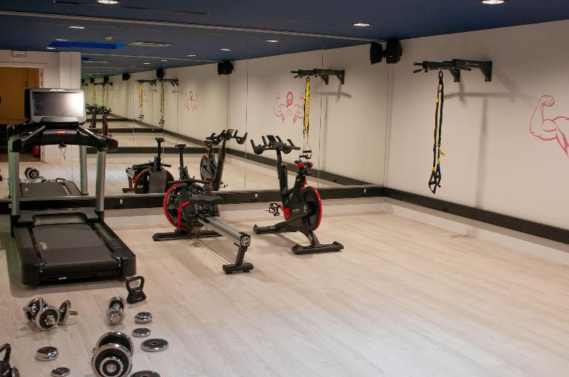 Qbic Brussels Hotel image