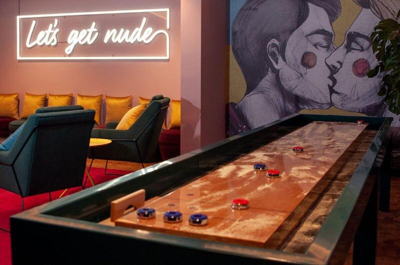 Qbic Brussels Hotel image