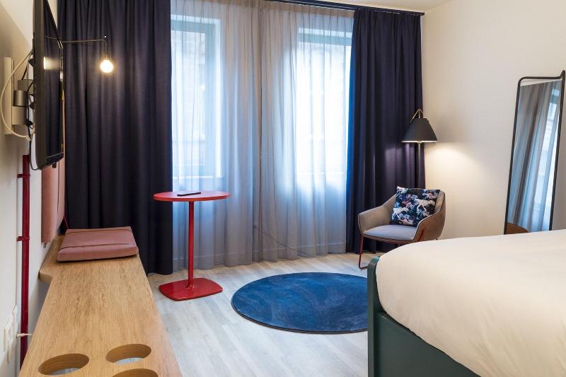 Qbic Brussels Hotel image