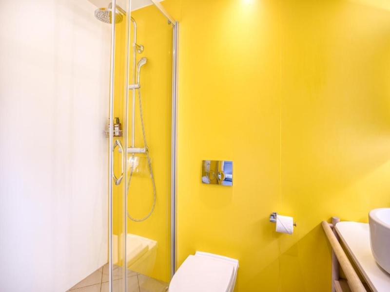 B&B HOTEL Brussels Centre Louise image