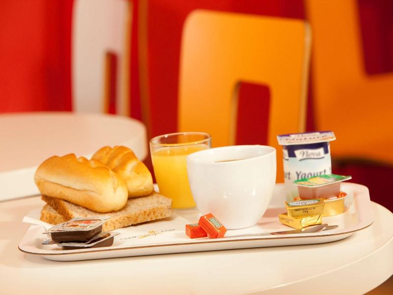 Hotel Première Classe Lille Sud - Seclin image
