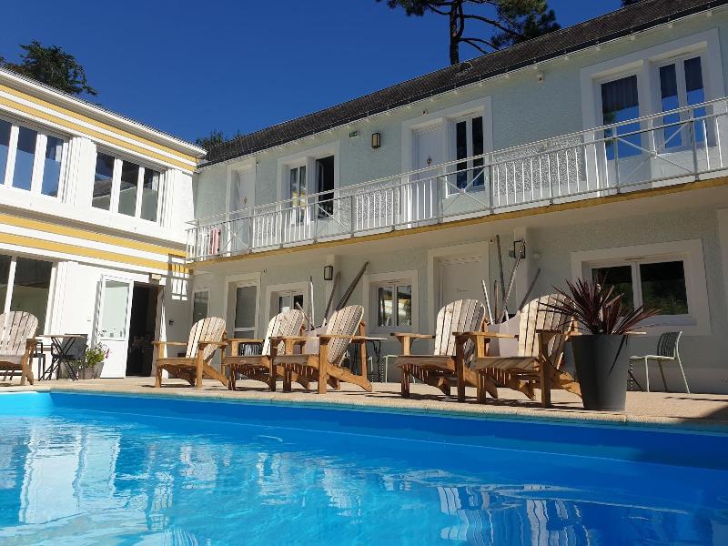 Casita Del Mar Apparts image
