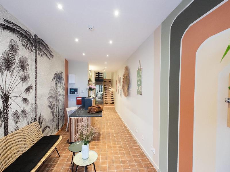 Hotel De La Plage image