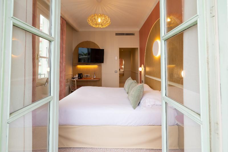 Hotel Vacances Bleues Le Balmoral image