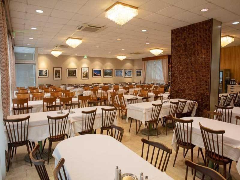 Hotel Sainte Suzanne image