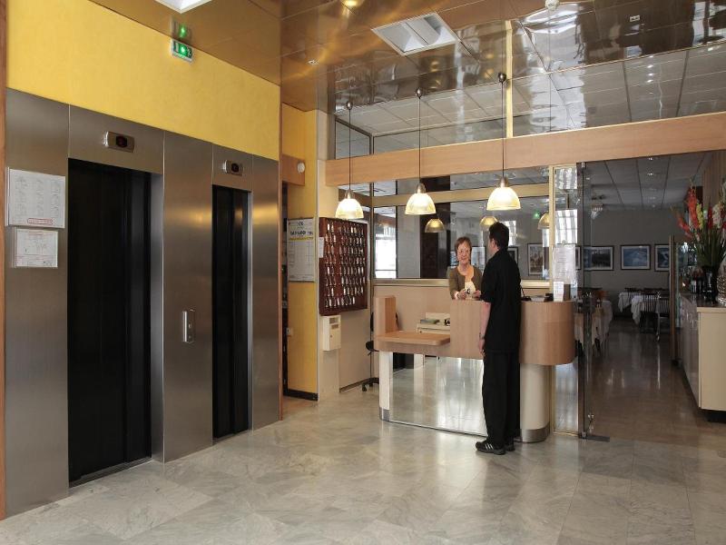 Hotel Sainte Suzanne image