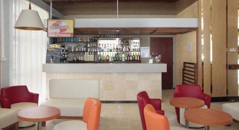 Hotel Sainte Suzanne image