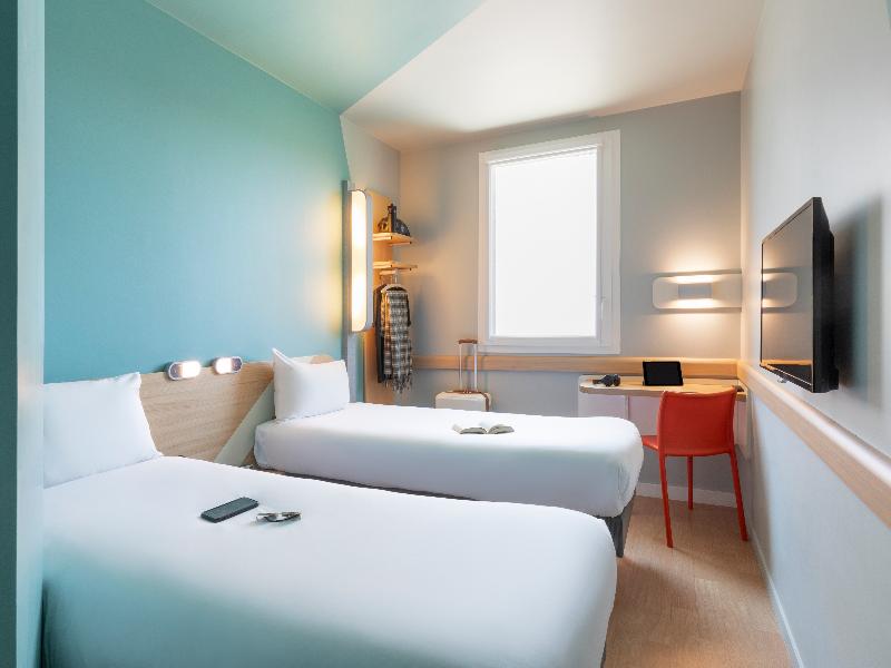 Ibis Budget Saint Quentin En Yvelines Velodrome image