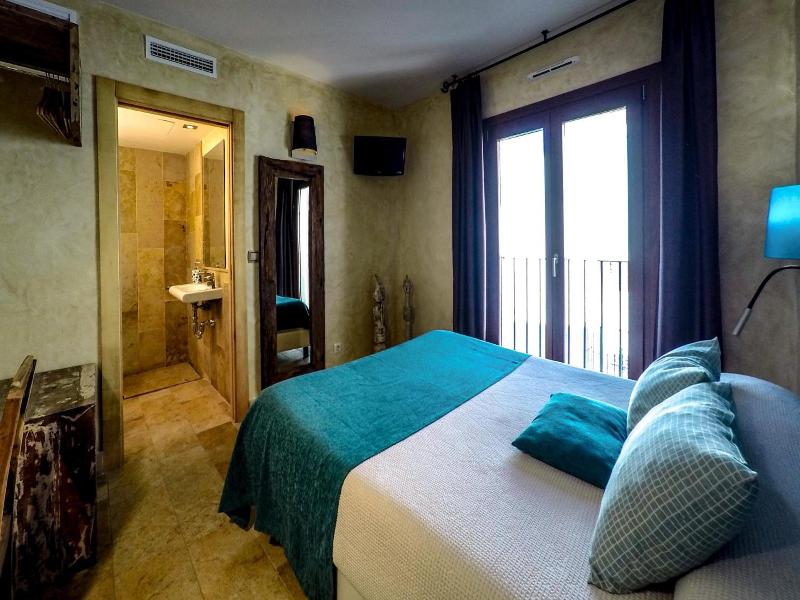 Room Tarifa image