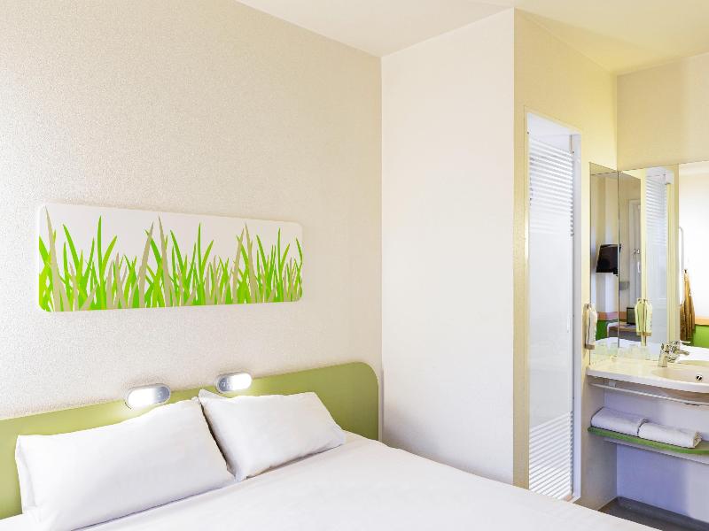 Ibis Budget Oviedo image