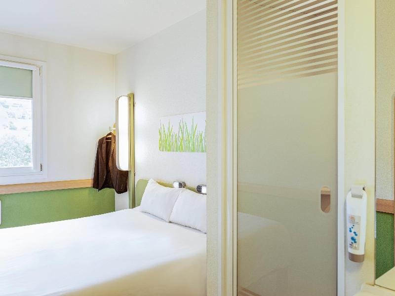 Ibis Budget Oviedo image