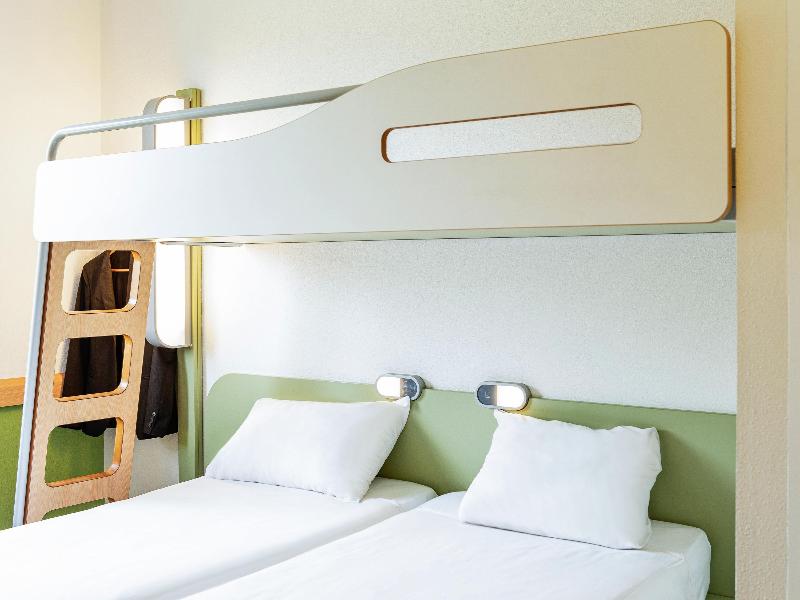 Ibis Budget Oviedo image
