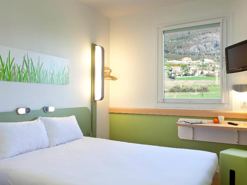 Ibis Budget Oviedo image