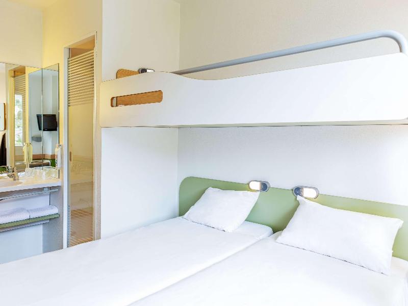 Ibis Budget Oviedo image