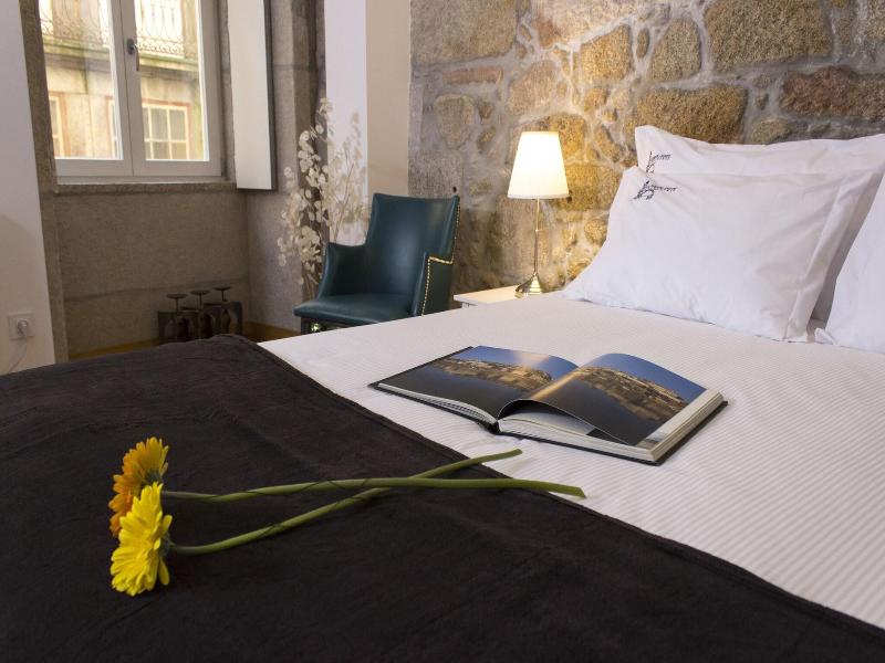 Authentic Porto Apartments image