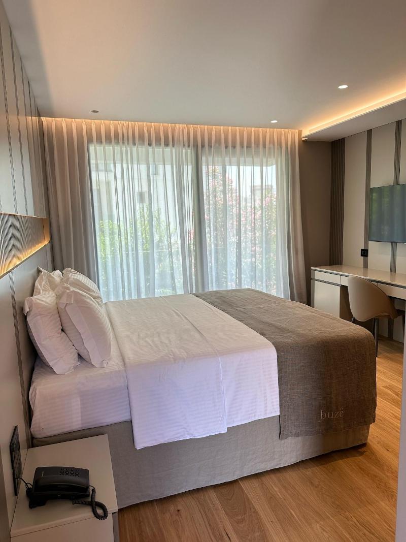 Buzë Boutique Hotel image