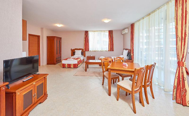 Hotel Complex Karolina image