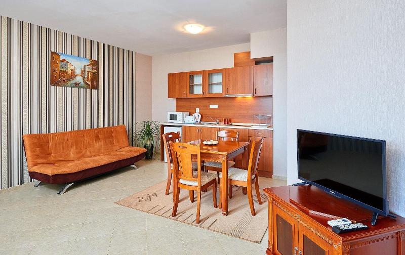 Hotel Complex Karolina image