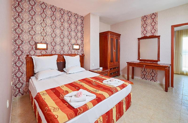Hotel Complex Karolina image