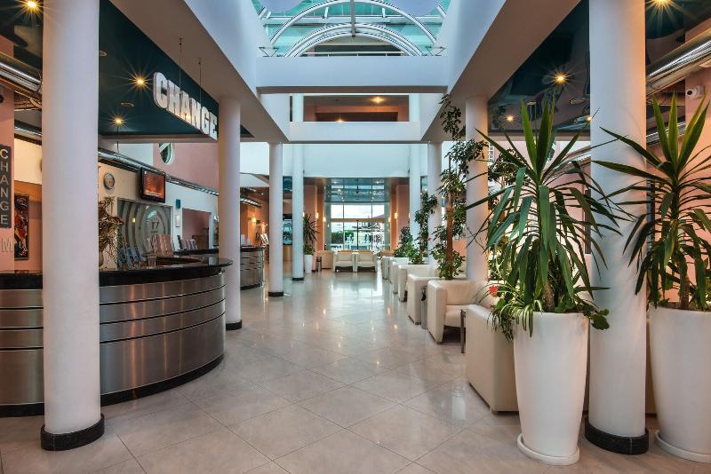 Effect Grand Victoria Hotel image