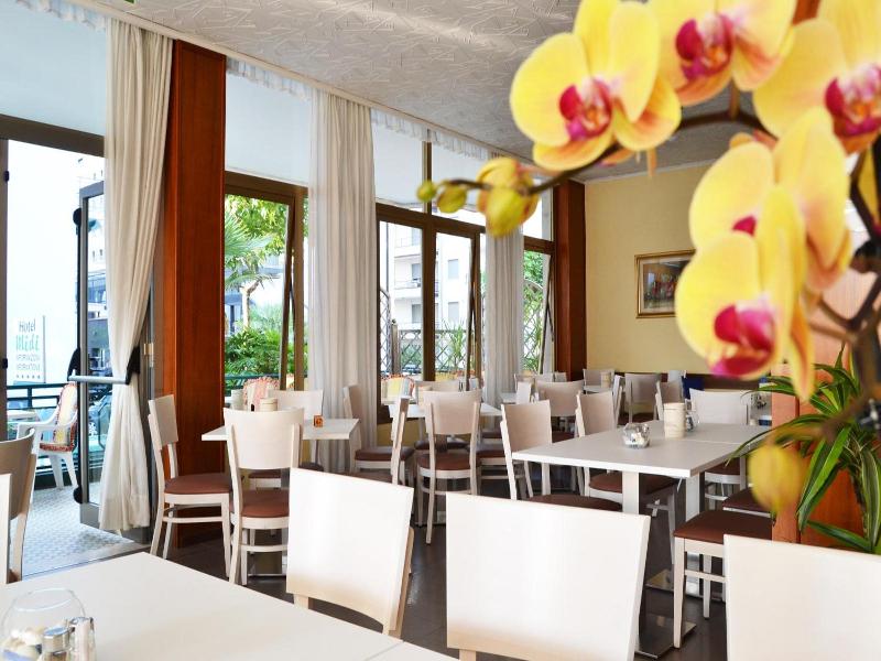 Hotel Midi image