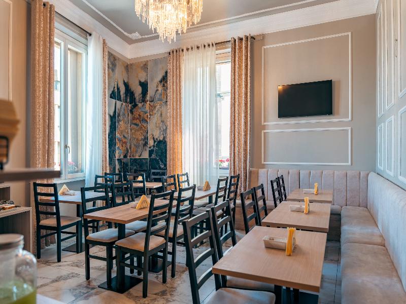 Lilium Hotel image