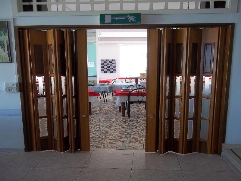 Hotel Italia image