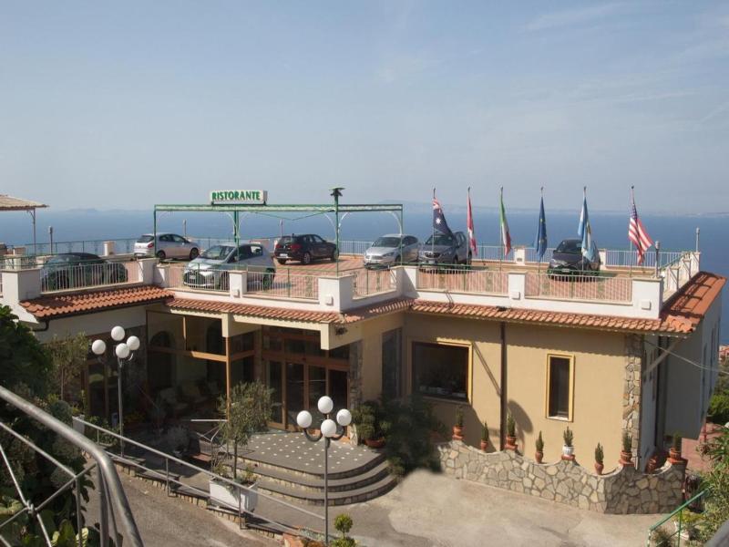 Il Nido image