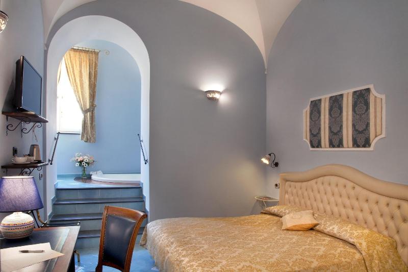 L'Antico Convitto image