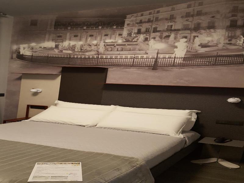 Alma Hotel image