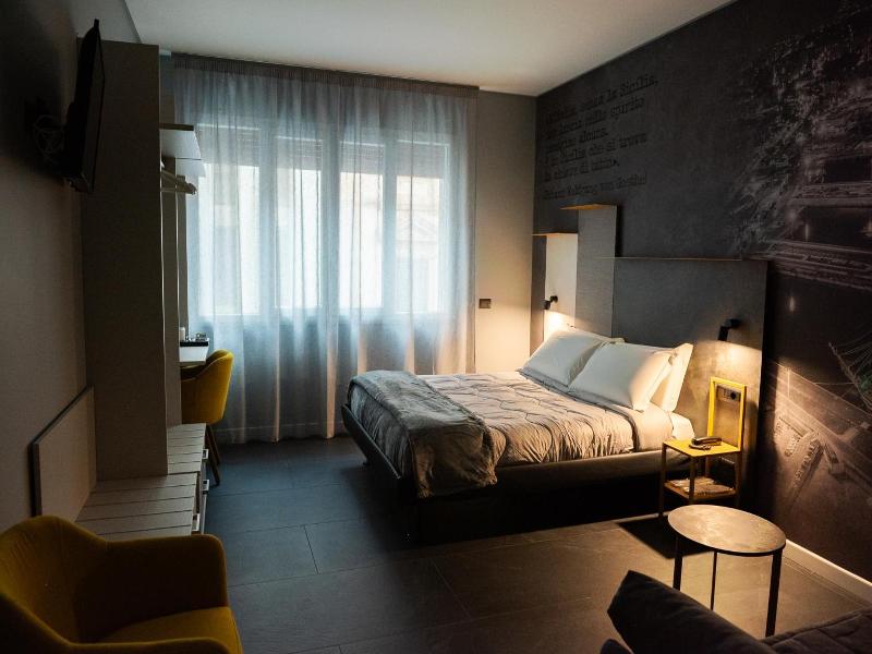 Alma Hotel image