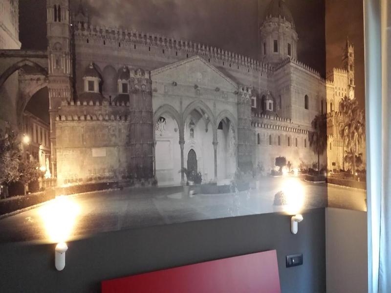 Alma Hotel image