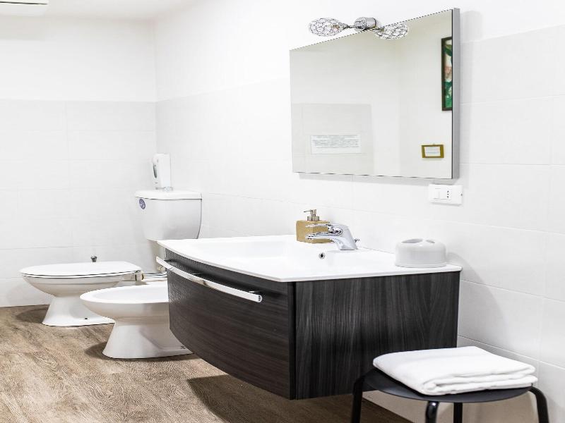 Hotel Youri Il Magnifico image