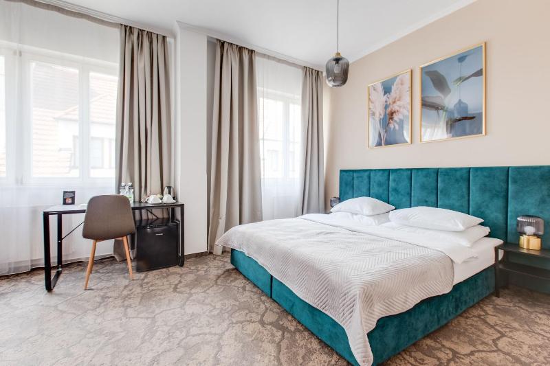 Andante Hotel image
