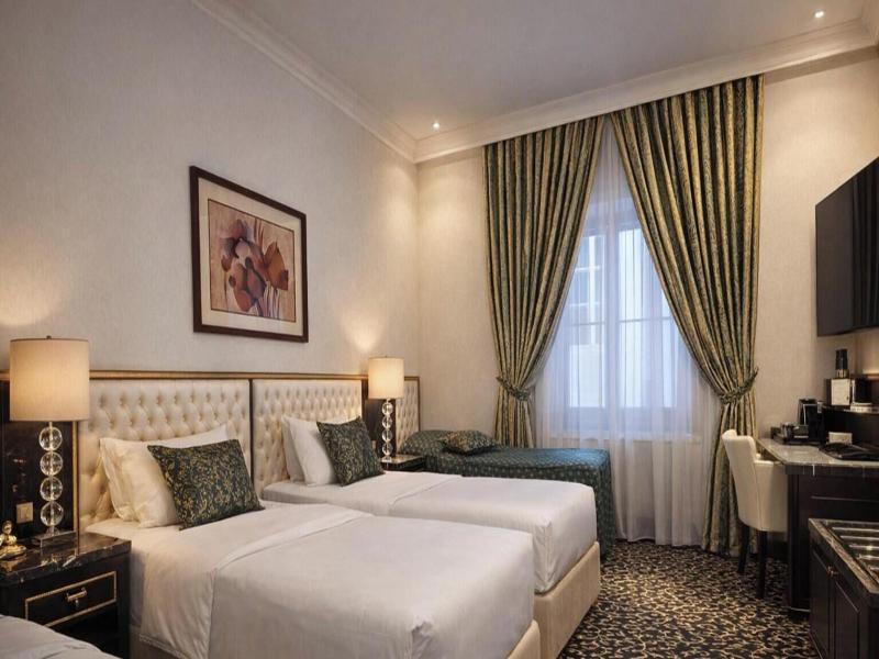 Hotel Grand image