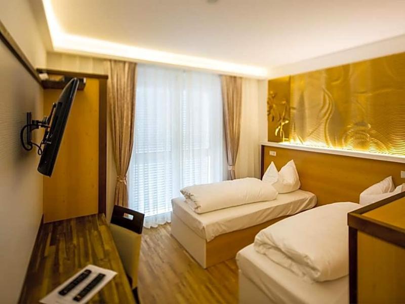 Hotel Kiwano image