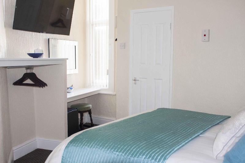 Belmont Hotel Blackpool image