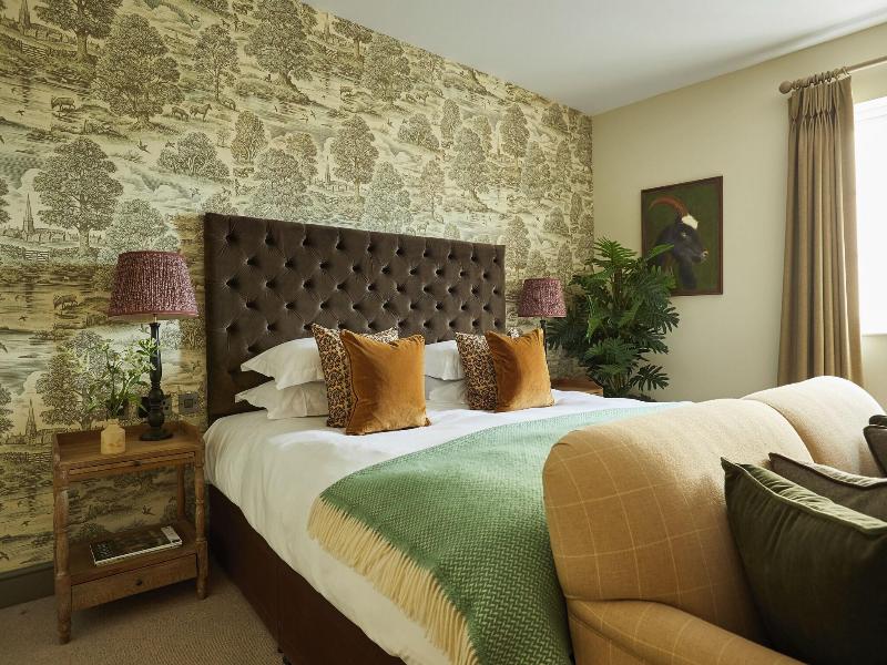 Kings Head Hotel image
